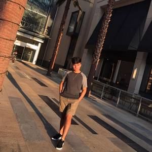 Meet your Posher, Deavan